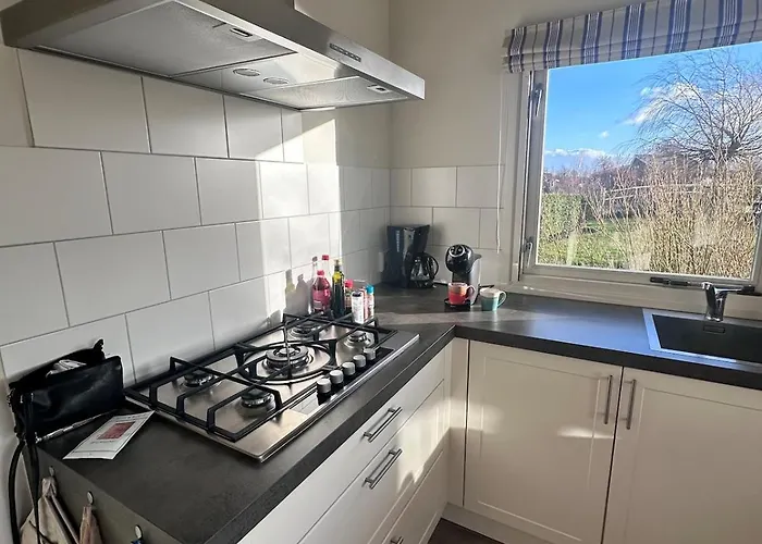 Luxe Recreatie Woning Met Vrij Uitzicht In Kattendijke, Zeeland Dom wakacyjny