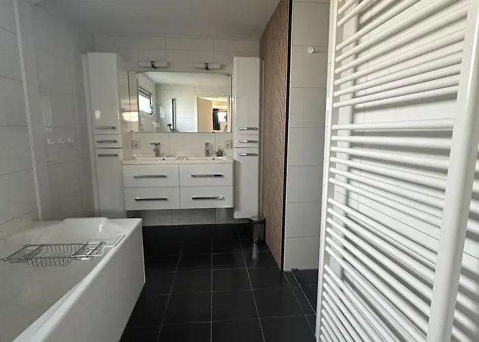 Luxe Recreatie Woning Met Vrij Uitzicht In Kattendijke, Zeeland Dom wakacyjny