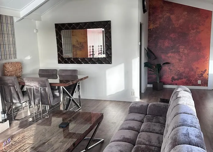 Semesterbostad Luxe Recreatie Woning Met Vrij Uitzicht In Kattendijke, Zeeland Kattendijke